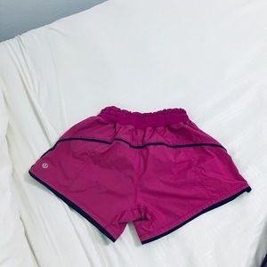 Lululemon Shorts Magenta Pink!